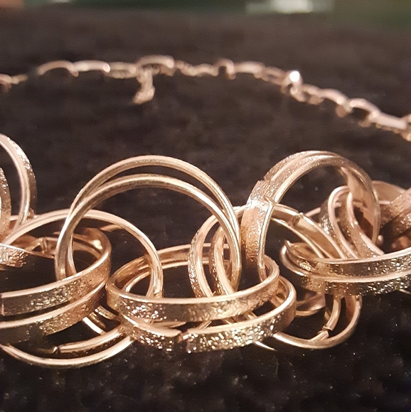 Goldtone Layered Oval Chain Link Necklace Fashion Jewelry Costume  Vintage - Picture 2 of 7